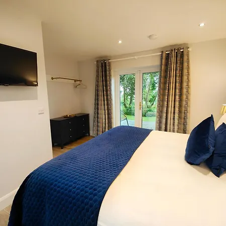 The View At Moneylands Villa