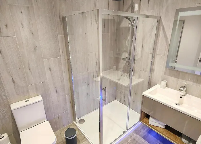 Villa The View At Moneylands *